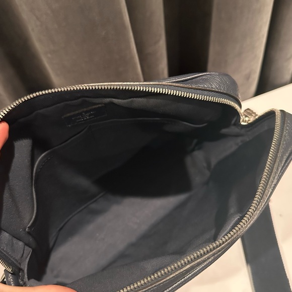 Louis Vuitton Alex Messenger PM Tiaga Leather - Picture 9 of 12